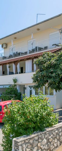 Apartmanok Parkolóhellyel Okrug Gornji Ciovo - 23007