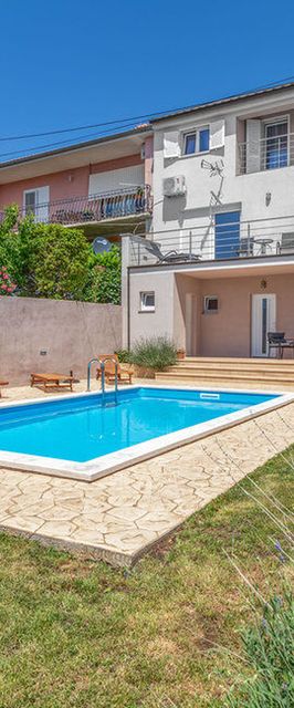 House Lavander Šmrika