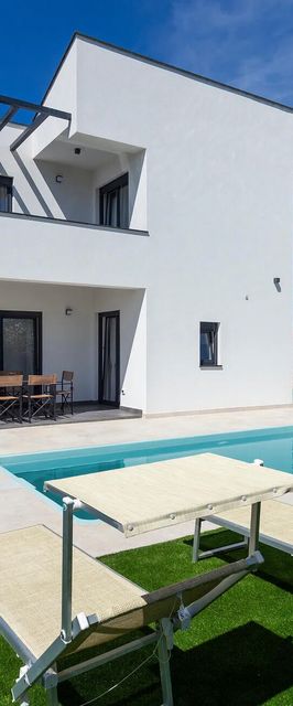 Vendégház Valbandon - CIF033