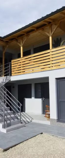 Casa 10 Steaguri Costinești