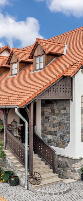 the Herbalist Tihany