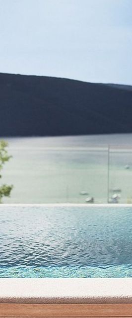 Villa Royal Blue Trget