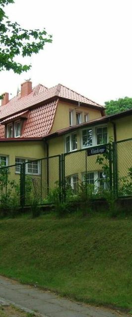 Hotel Pod Platanami Trzebnica