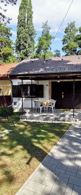 Zsofi-lak Üdülőház Siófok