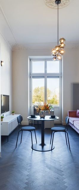 Hoża 39 Warszawa | Wyjątkowy Apartament | Biurko