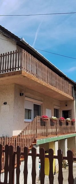 Huszics Rózsa ház Balatonlelle