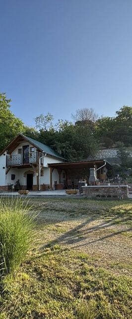 Harica Pince és Vendégház Kondó