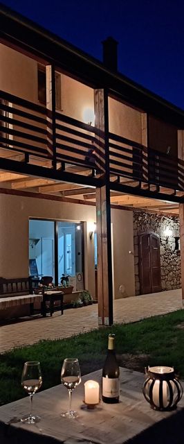 Vadnai Csakazértis Borgazdaság Vendégház