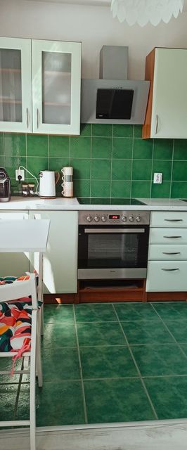 Apartament Frida - jasna i przytulna kawalerka Reda