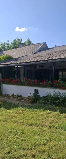 Szt.Flórián Vendégház Szakcs