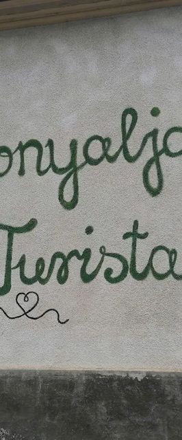 Bakonyalja Turistaház Homokbödöge