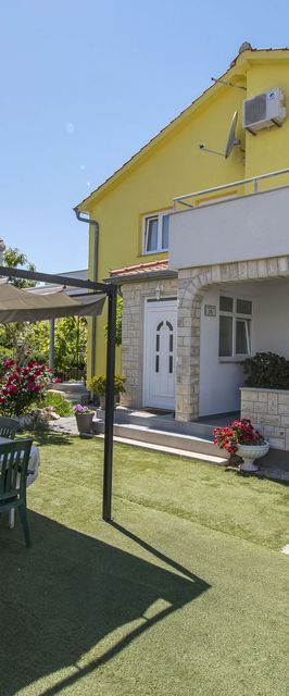 Apartment Marija Vodice II III