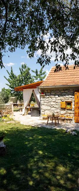 House Mala kuća Oklaj