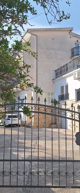 Apartment Filip Mali rat