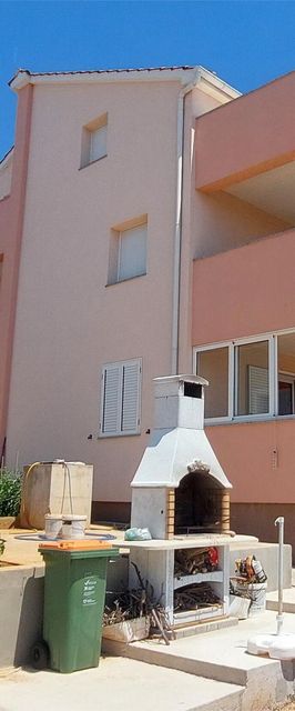 Apartments Pajo Plus Primosten