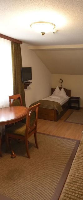 Csiszárhegyi Vadászház  Karád