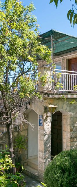 Apartmanok Parkolóhellyel Supetar, Brac - 22123 Supetar