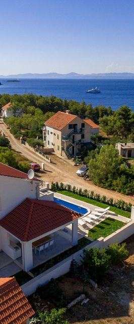 Luxusvilla A Tenger Mellett Medencével Öböl Makarac, Brac - 22637 Makarac