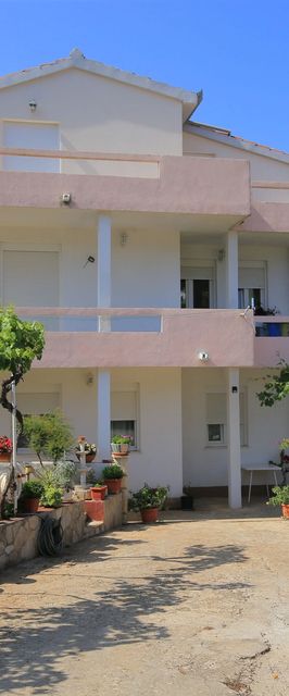 Apartmanok A Tenger Mellett Vinisce, Trogir - 24197 Vinišće