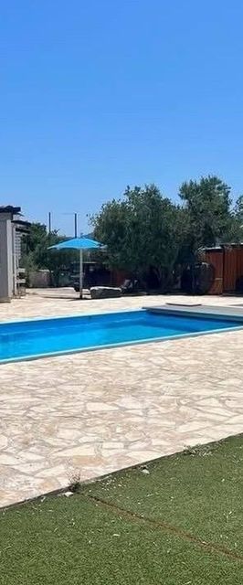 Apartmanok Családok Részére Medencével Pirovac Sibenik - 24299