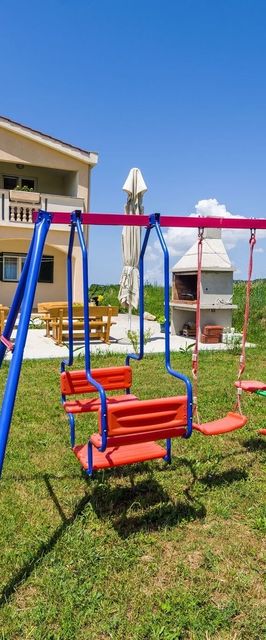 Apartmanok Gyermekes Családok Részére Ljubac, Zadar - 24394 Ljubač