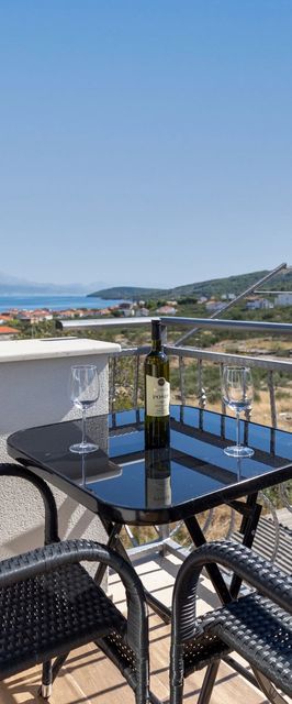 Nyaralóház Parkolóhellyel Slatine, Ciovo - 24437 Slatine