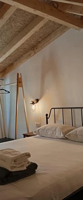 Apartmanok és Szobák Parkolóhellyel Komiza Vis - 24523 Komiža