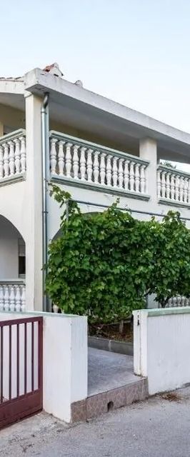 Apartmanok Parkolóhellyel Vodice - 24553