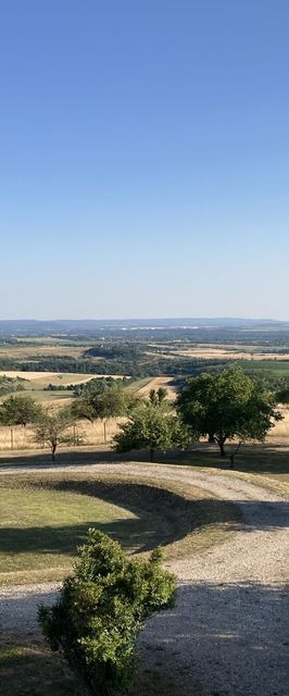 Bázis a hegyen Vendégház Dunaszentmiklós