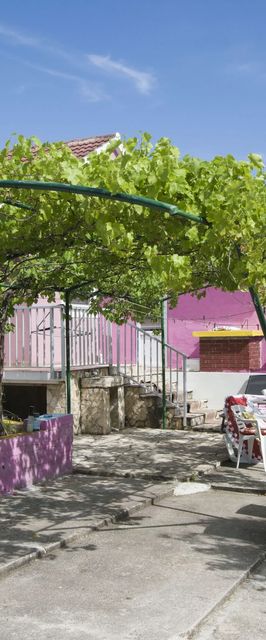 House Cross Zemunik Donji