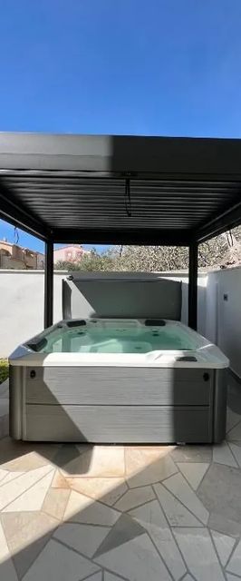 Apartment Palm tree Duce