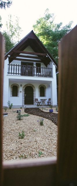 Zöldre Néző Vendégház Letkés