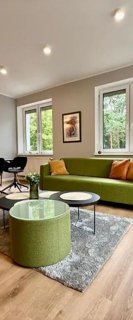 Nowoczesny Dom z Ogrodem w Warszawie