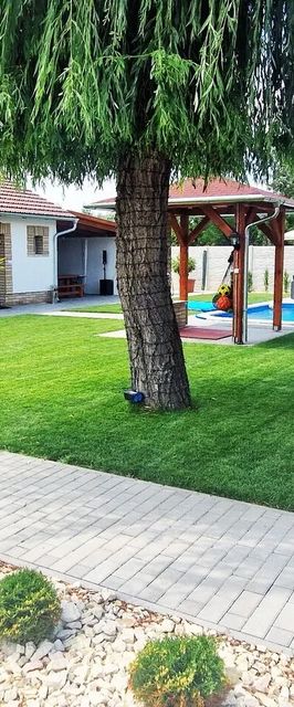 Tomika Vendégház & Wellness Csemő