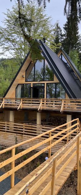 Cabana Black Roof Mătișești