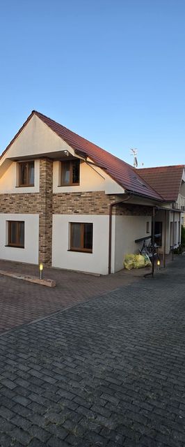 DaDeli Červený Hrádok