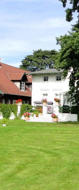 Domki nad stawami - Pommernhof Ustronie Morskie