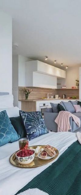 Golden Apartments Warsaw - 10th Floor City View, Słomińskiego