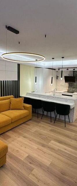 Queen Zlata London Residence Suceava