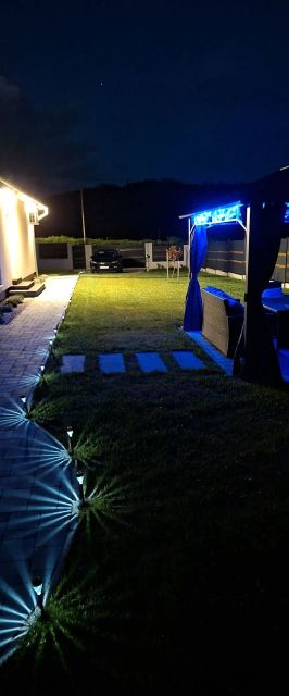 Napsugár Wellness Apartman Újudvar