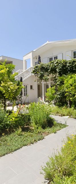 Apartment Family apartments Ina Vodice