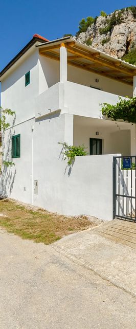 House Mateljan Zastrazisce