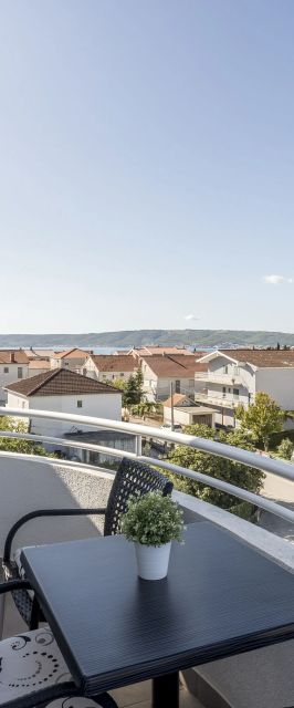 Apartmanok Parkolóhellyel Kastel Novi, Kastela - 24645 Kaštel Novi