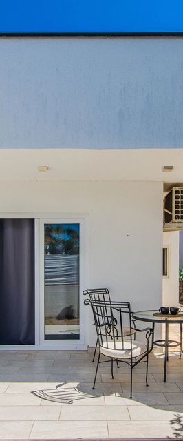 Apartmanok Parkolóhellyel Vir - 24652