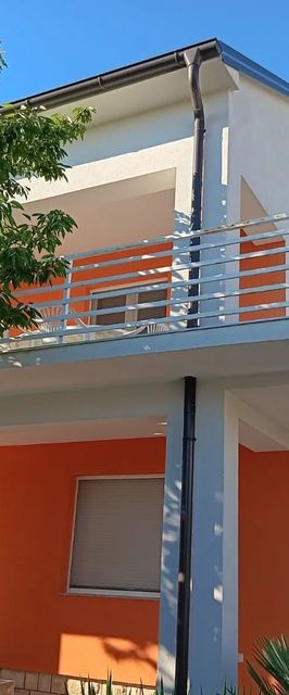 Apartmanok Parkolóhellyel Zadar - 24724
