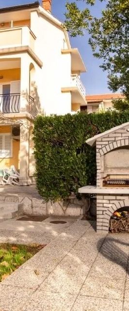 Apartmanok Parkolóhellyel Lopar, Rab - 24754 Lopar