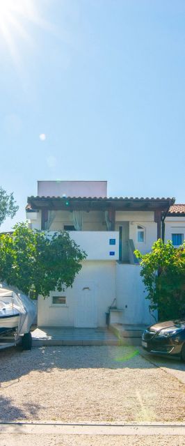 Apartmanok Parkolóhellyel Vir - 24901