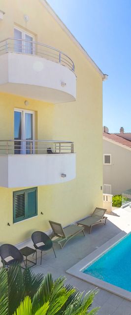 Apartmanok Medencével Seget Vranjica, Trogir - 24946 Seget Vranjica