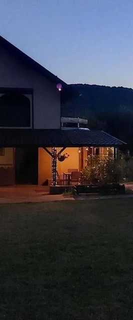 Căsuța din Livadă Drăganu-Olteni