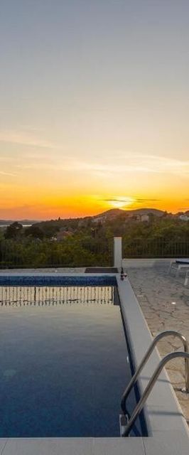 Ház Családok Részére Medencével Vrpolje, Sibenik - 25004 Vrpolje